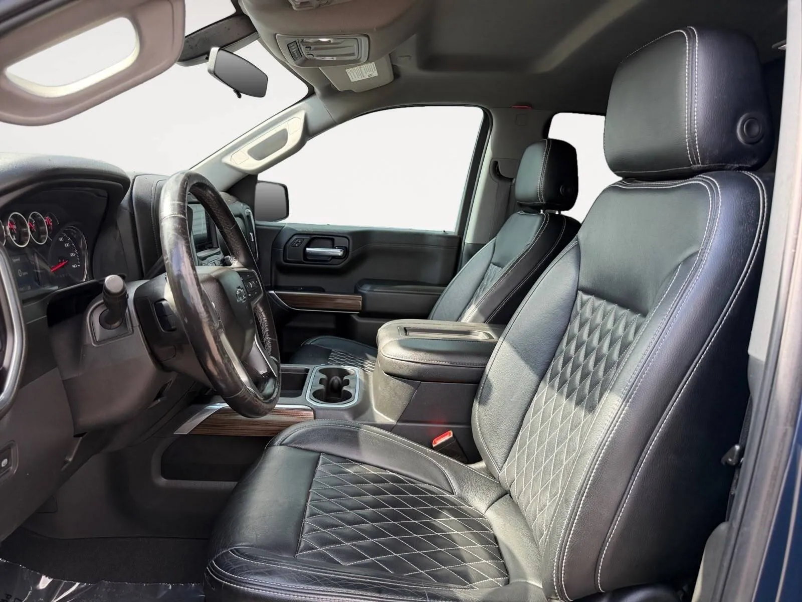 Chevrolet Silverado photo 19
