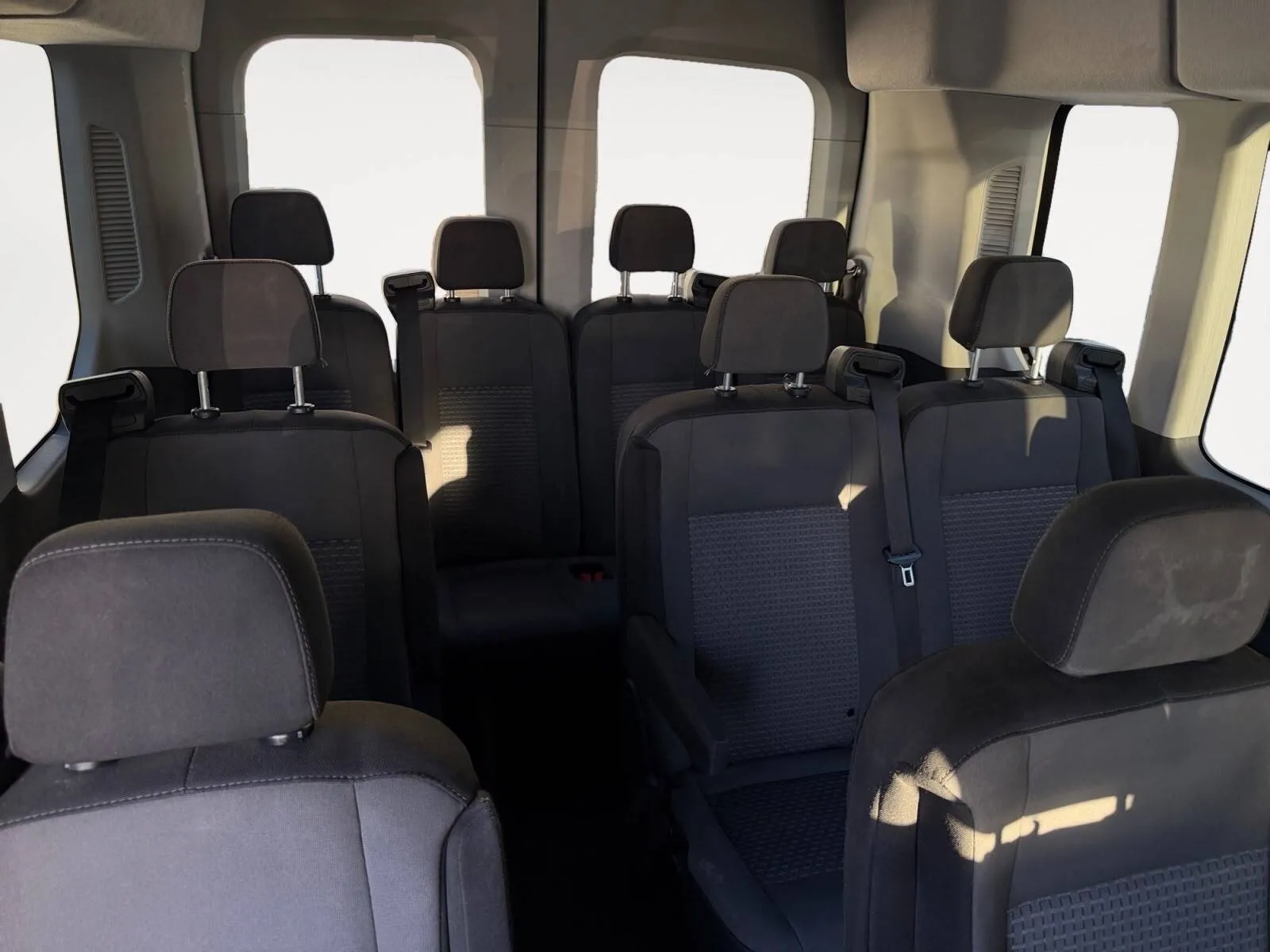 Ford Transit photo 23