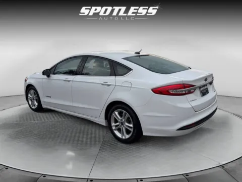 More photos of 2018 Ford Fusion Hybrid S at Spotless Auto Loop 1604, TX
