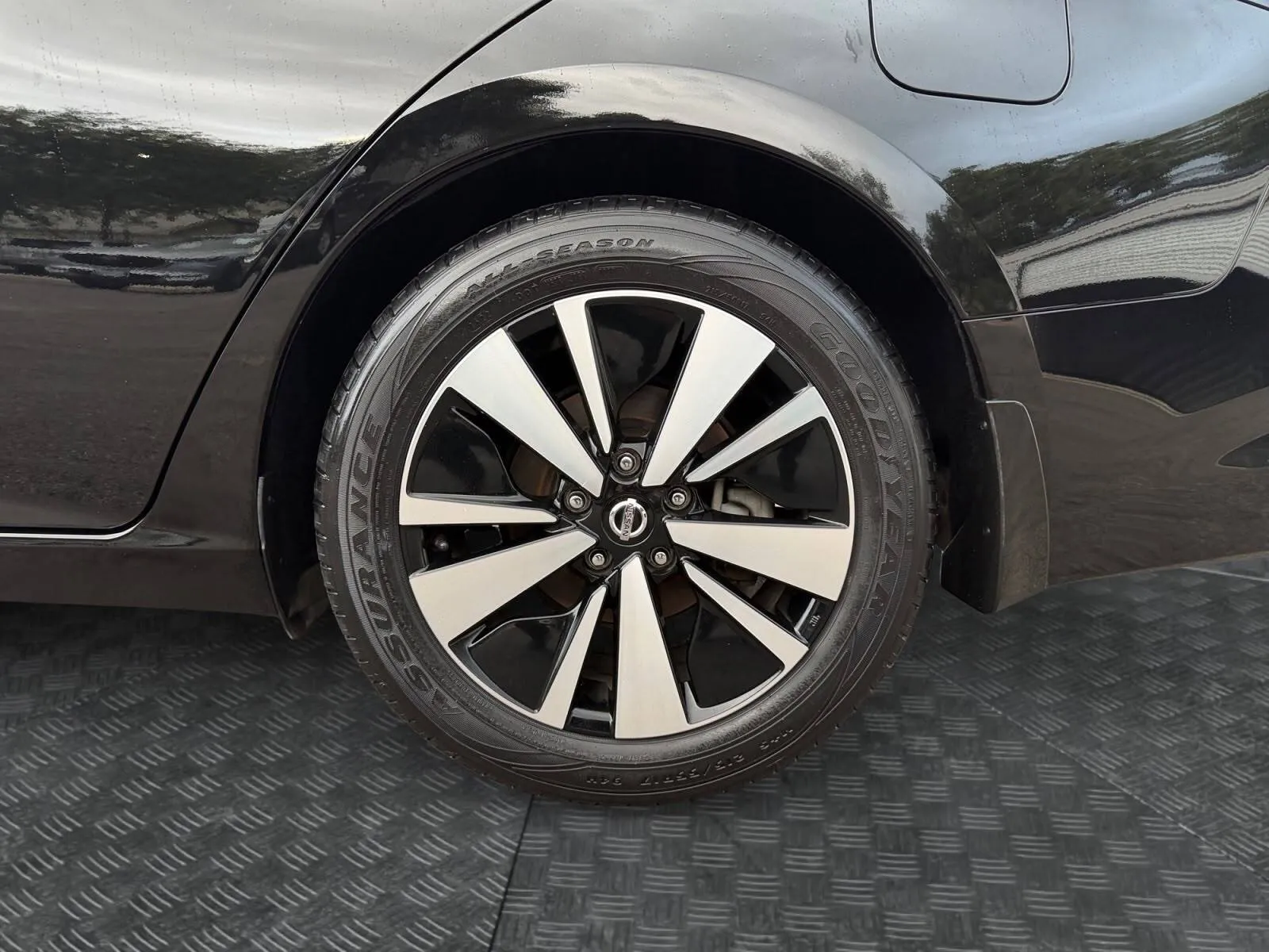 Nissan Altima photo 14