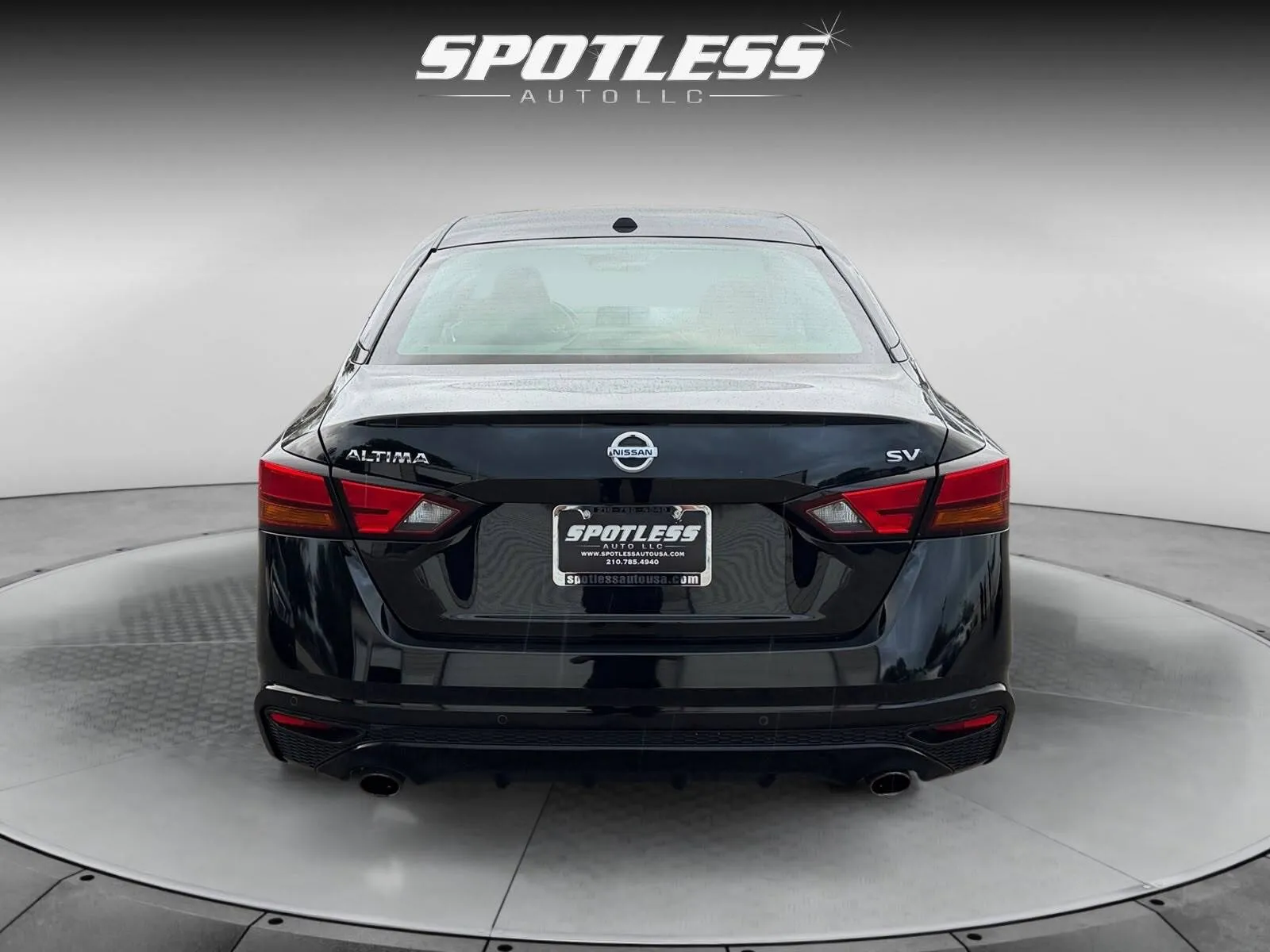 Nissan Altima photo 6