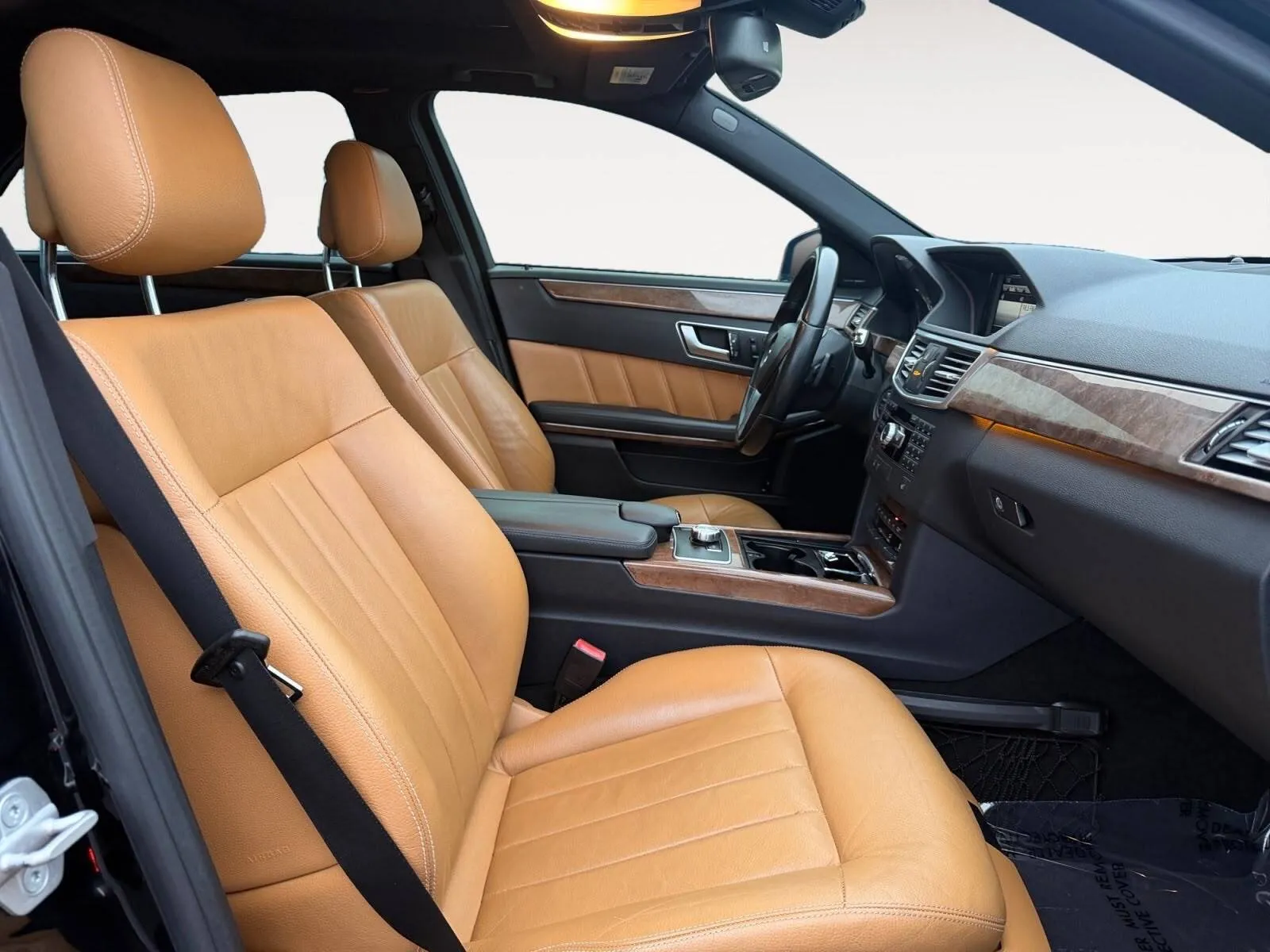 Mercedes-Benz E-Class photo 22