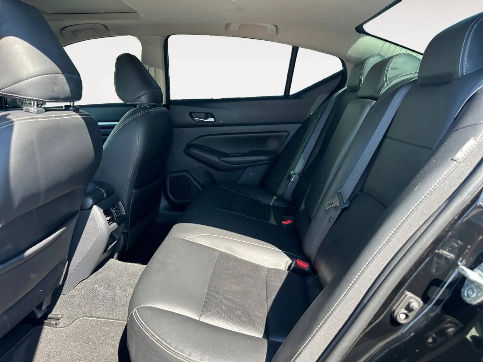 Nissan Altima photo 22