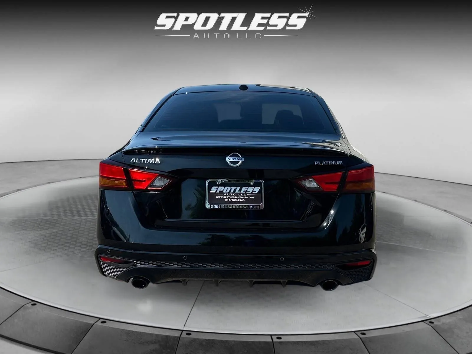 Nissan Altima photo 6