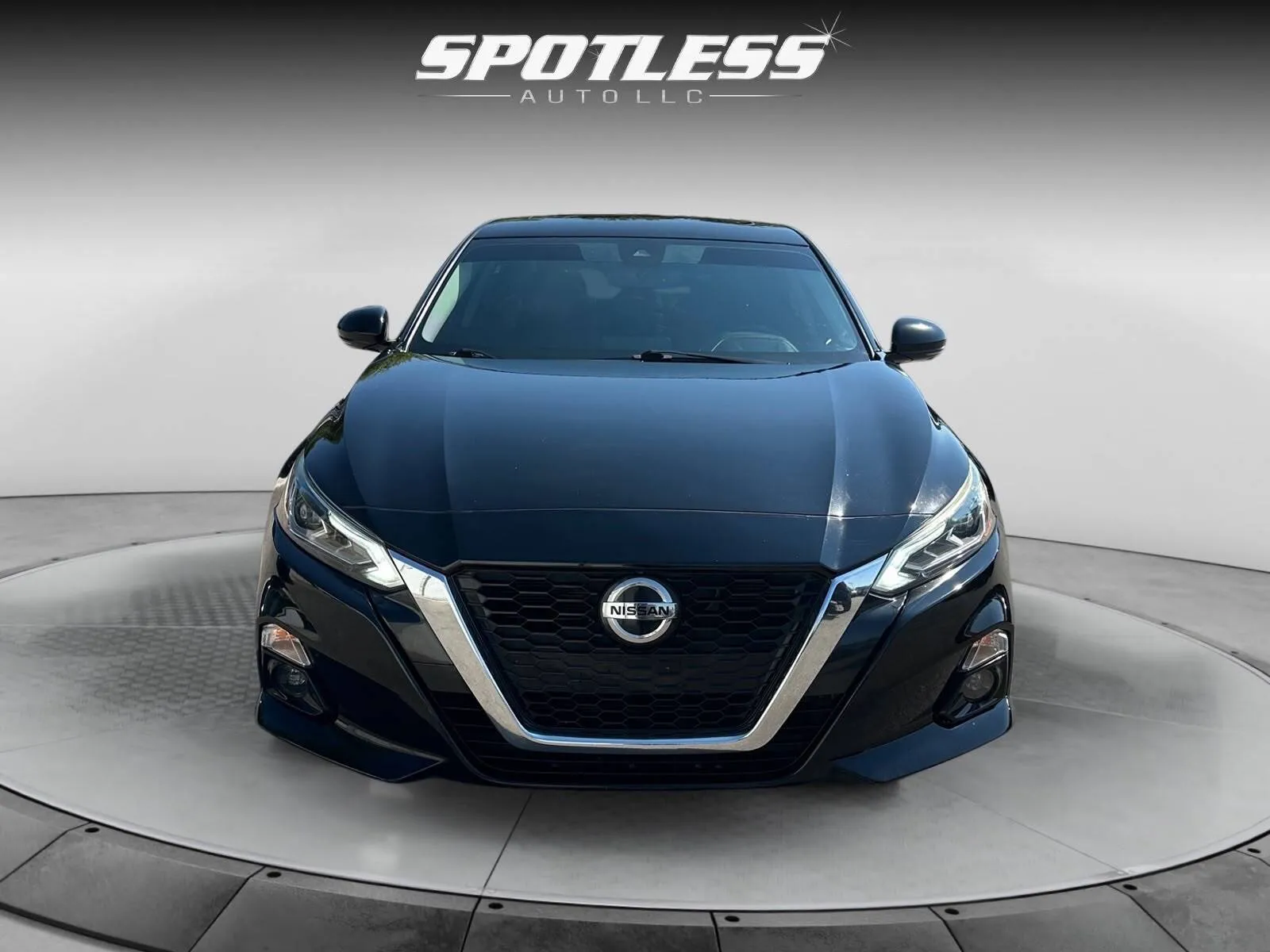 Nissan Altima photo 10