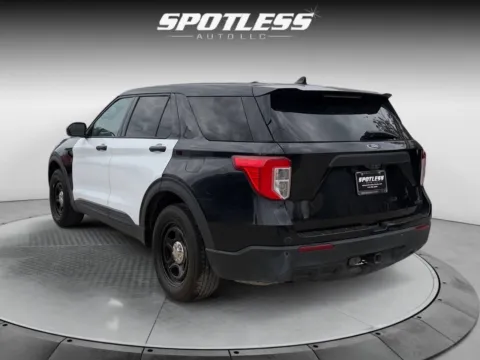 More photos of 2021 Ford Explorer Police Interceptor Utility at Spotless Auto Loop 1604, TX