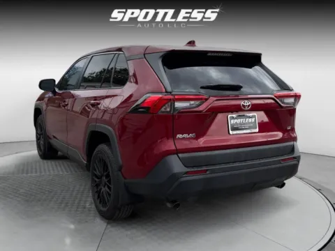 More photos of 2022 Toyota RAV4 LE at Spotless Auto Loop 1604, TX