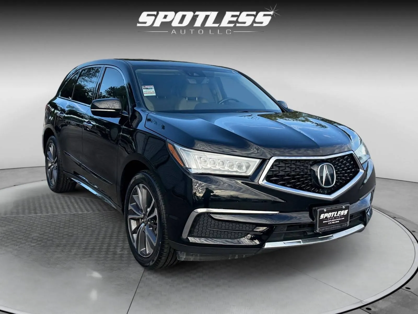 Acura MDX photo 9