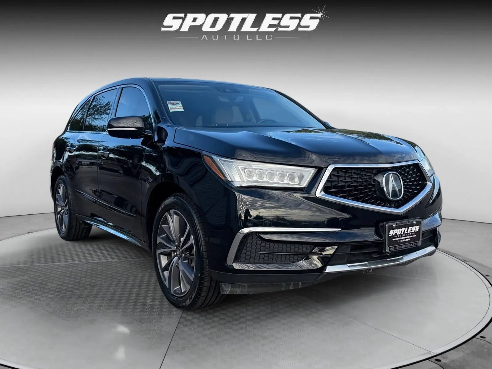 Acura MDX photo 11