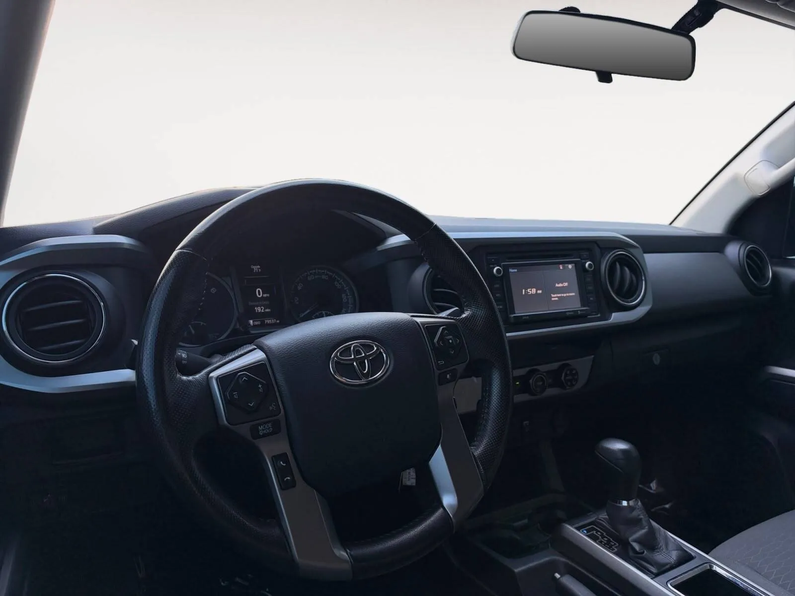 Toyota Tacoma photo 20