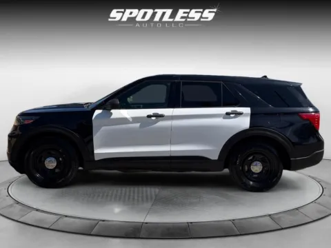 More photos of 2020 Ford Explorer Police Interceptor Utility at Spotless Auto Loop 1604, TX