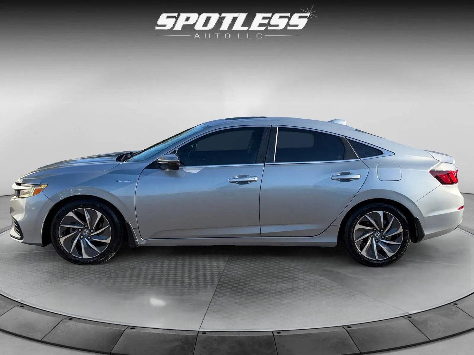 Honda Insight photo 4