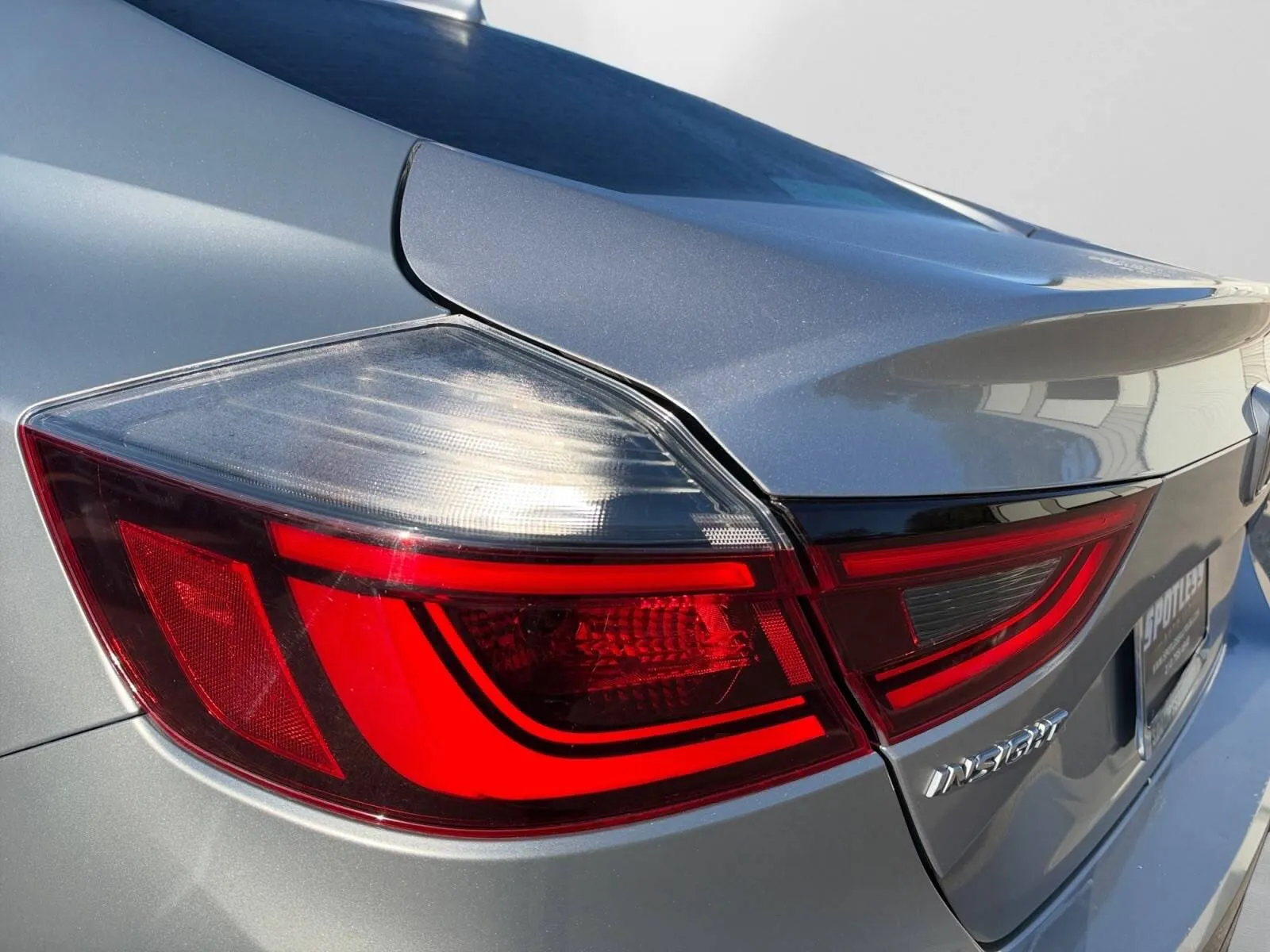Honda Insight photo 13