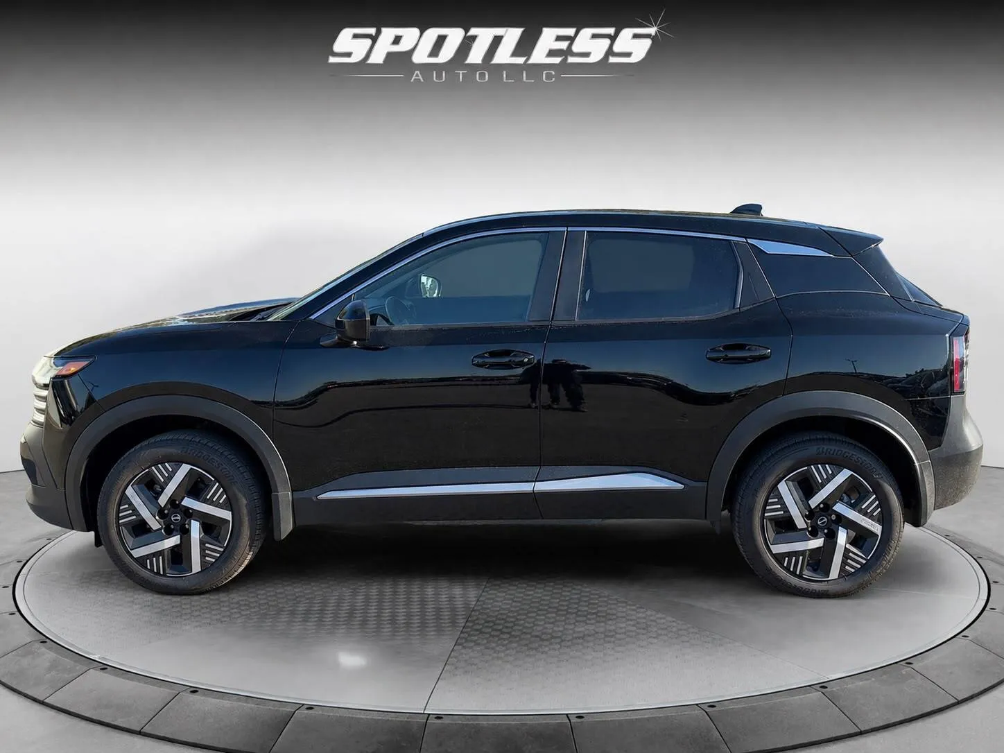 Nissan Kicks photo 4