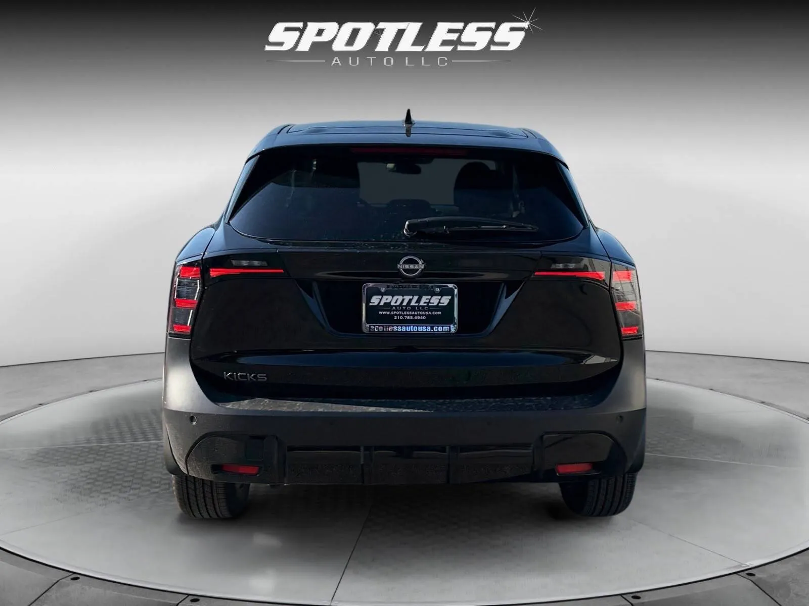 Nissan Kicks photo 6