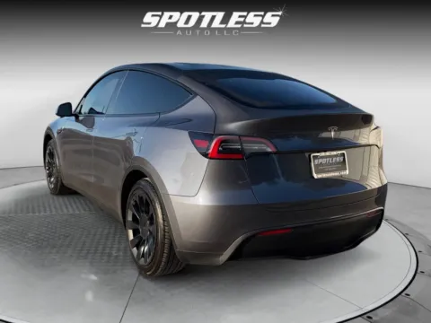 More photos of 2023 Tesla Model Y Long Range at Spotless Auto Loop 1604, TX
