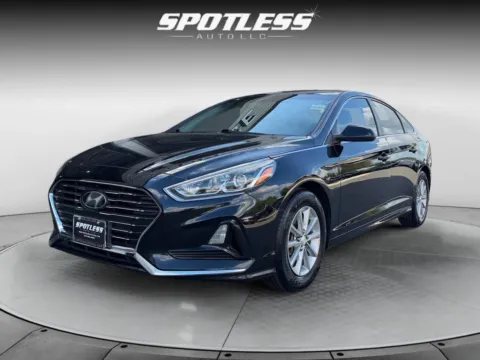 Another view of 2019 Hyundai SONATA SE for sale in San Antonio, TX at Spotless Auto Loop 1604