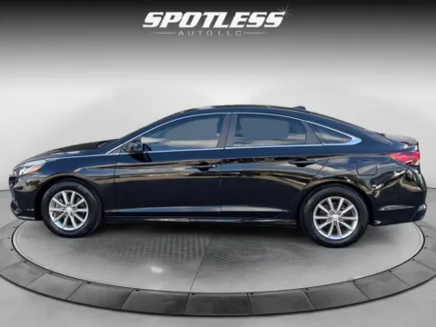 More photos of 2019 Hyundai SONATA SE at Spotless Auto Loop 1604, TX
