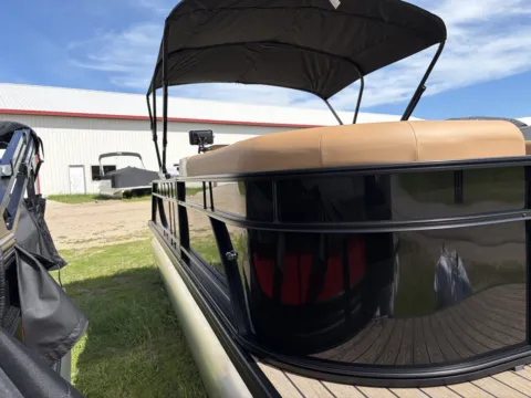 More photos of 2026 GODFREY XPERIENCE 2286 SFLX TRIPLE 200HP BUNK TRAILER at McLaughlin's RV & Marine - Detroit Lakes, MN