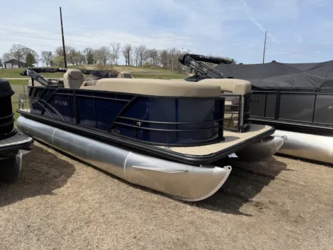 Photos of 2026 SYLVAN MIRAGE 822 LZ 115HP BUNK TRAILER for sale in Detroit Lakes, MN at McLaughlin's RV & Marine - Detroit Lakes
