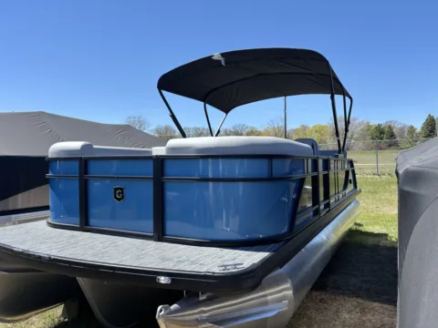 More photos of 2026 GODFREY XPERIENCE 2286 SFLX TRIPLE 200HP BUNK TRAILER at McLaughlin's RV & Marine - Detroit Lakes, MN