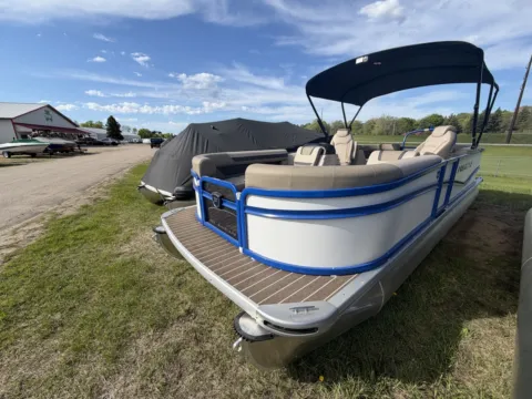 Another view of 2026 PREMIER SUNSCAPE 220 RF 115HP BUNK TRAILER for sale in Detroit Lakes, MN at McLaughlin's RV & Marine - Detroit Lakes