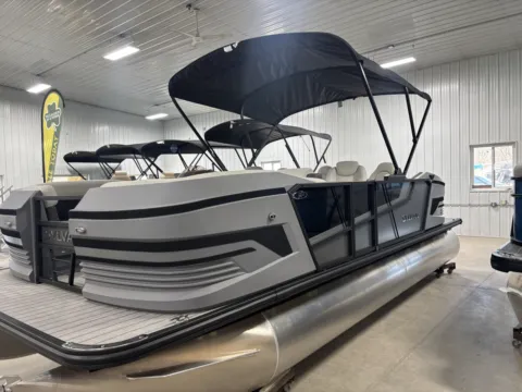 More photos of 2026 SYLVAN R SERIES R-22 PARTY FISH 115HP BUNK TRAILER at McLaughlin's RV & Marine - Detroit Lakes, MN