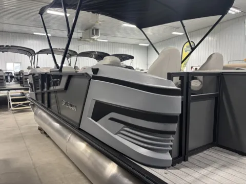 More photos of 2026 SYLVAN R SERIES R-22 PARTY FISH 115HP BUNK TRAILER at McLaughlin's RV & Marine - Detroit Lakes, MN