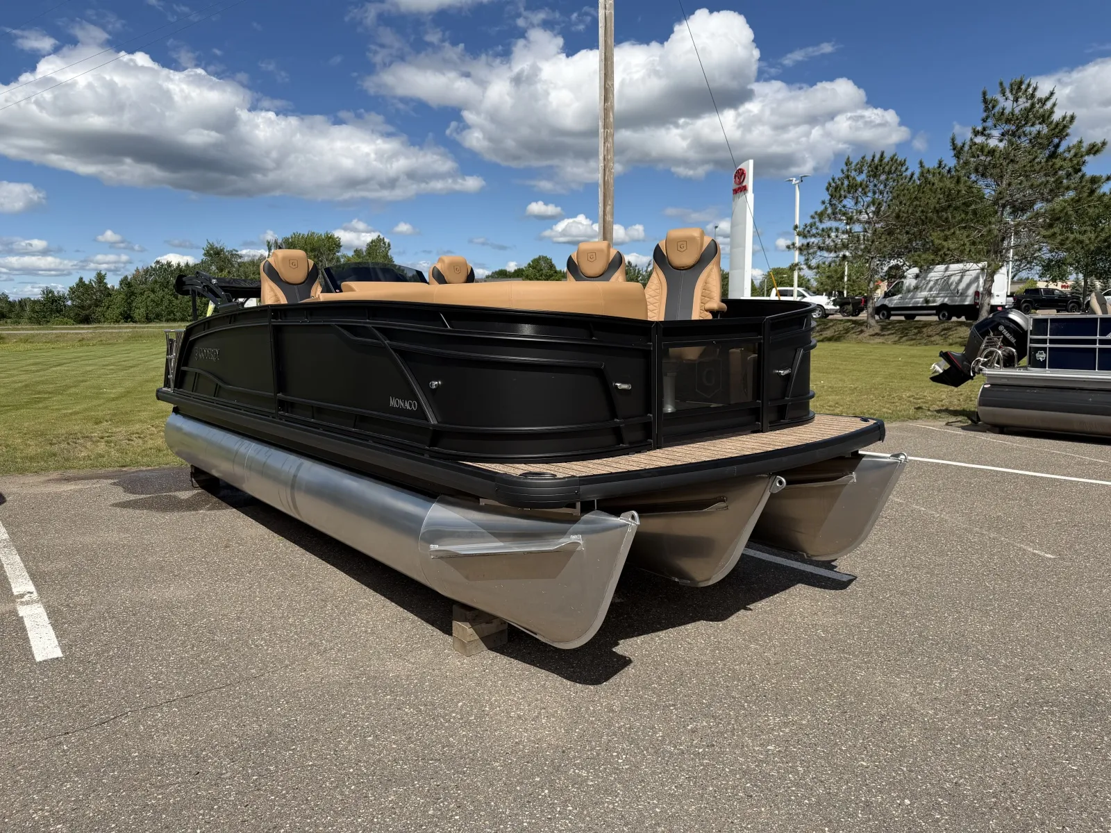 Photos of 2026 GODFREY MONACO 235 SFLC TRIPLE 200HP BUNK TRAILER for sale in Detroit Lakes, MN at McLaughlin's RV & Marine - Detroit Lakes