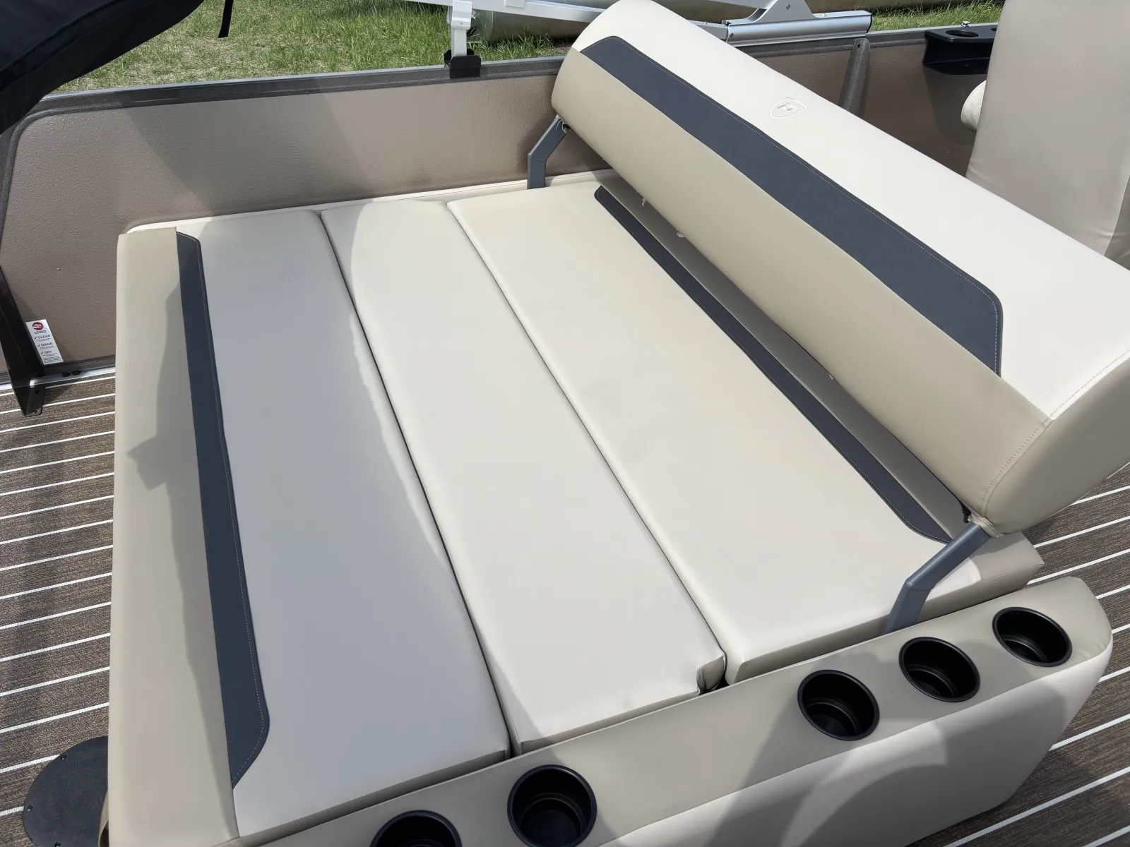 Unknown 2026 PREMIER SUNSCAPE 220 RL 115HP BUNK TRAILER for sale in Detroit Lakes, MN