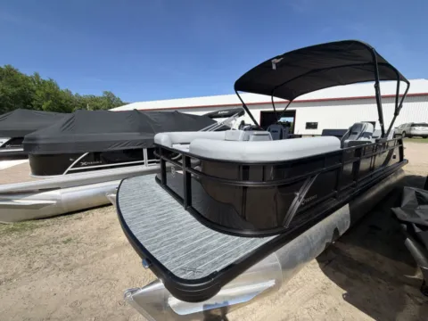 More photos of 2026 GODFREY XPERIENCE 2286 SFLX 115HP BUNK TRAILER at McLaughlin's RV & Marine - Detroit Lakes, MN