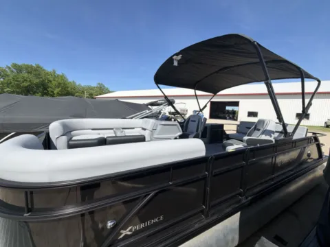 More photos of 2026 GODFREY XPERIENCE 2286 SFLX 115HP BUNK TRAILER at McLaughlin's RV & Marine - Detroit Lakes, MN