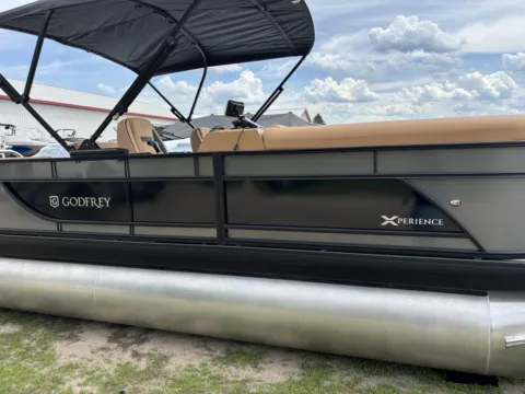 More photos of 2026 GODFREY XPERIENCE 2286 SFLX 115HP BUNK TRAILER at McLaughlin's RV & Marine - Detroit Lakes, MN