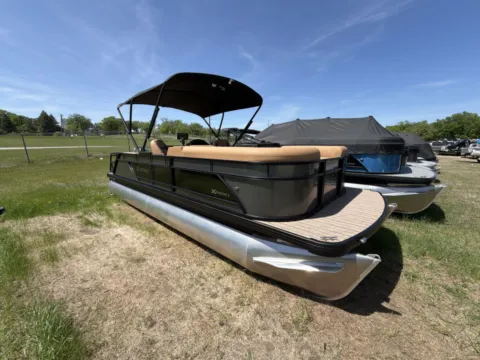 Photos of 2026 GODFREY XPERIENCE 2286 SFLX 115HP BUNK TRAILER for sale in Detroit Lakes, MN at McLaughlin's RV & Marine - Detroit Lakes
