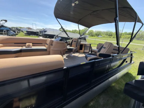 More photos of 2026 GODFREY XPERIENCE 2286 SFLX 115HP BUNK TRAILER at McLaughlin's RV & Marine - Detroit Lakes, MN