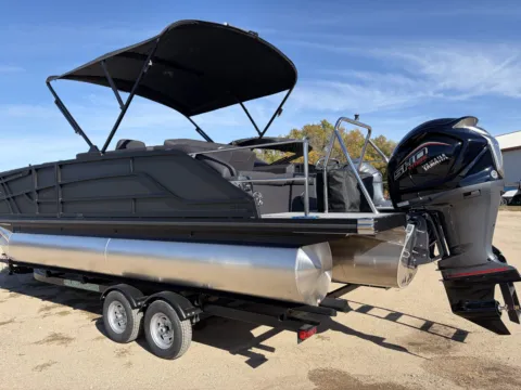 More photos of 2027 EVOTTI 500 SERIES 521CS TRIPLE 200HP VMAX BUNK TRAILER at McLaughlin's RV & Marine - Detroit Lakes, MN