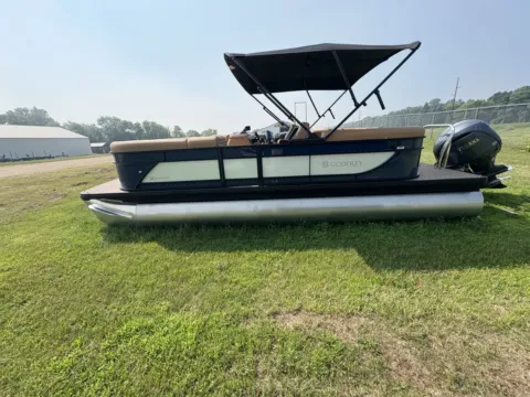 More photos of 2027 GODFREY XPERIENCE 2286 SBX 115HP BUNK TRAILER at McLaughlin's RV & Marine - Detroit Lakes, MN
