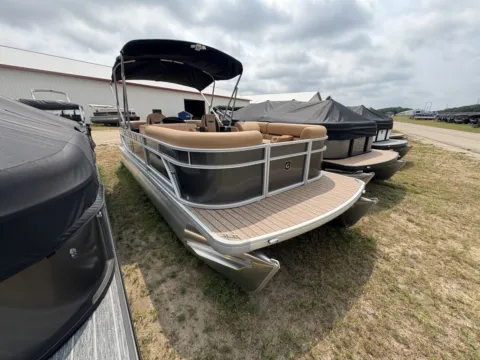 More photos of 2026 GODFREY XPERIENCE 2286 SBX 115HP BUNK TRAILER at McLaughlin's RV & Marine - Detroit Lakes, MN