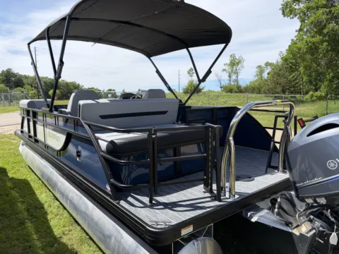 More photos of 2026 GODFREY XPERIENCE 2286 SFLX 115HP BUNK TRAILER at McLaughlin's RV & Marine - Detroit Lakes, MN