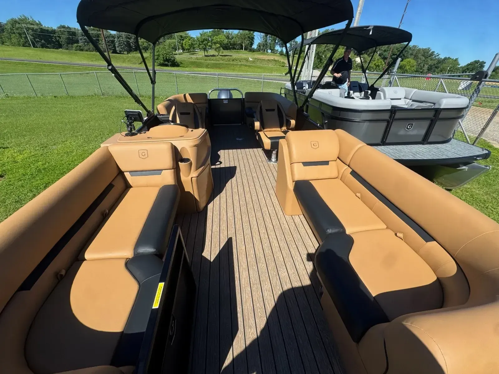2027 GODFREY XPERIENCE 2286 SBX 115HP BUNK TRAILER