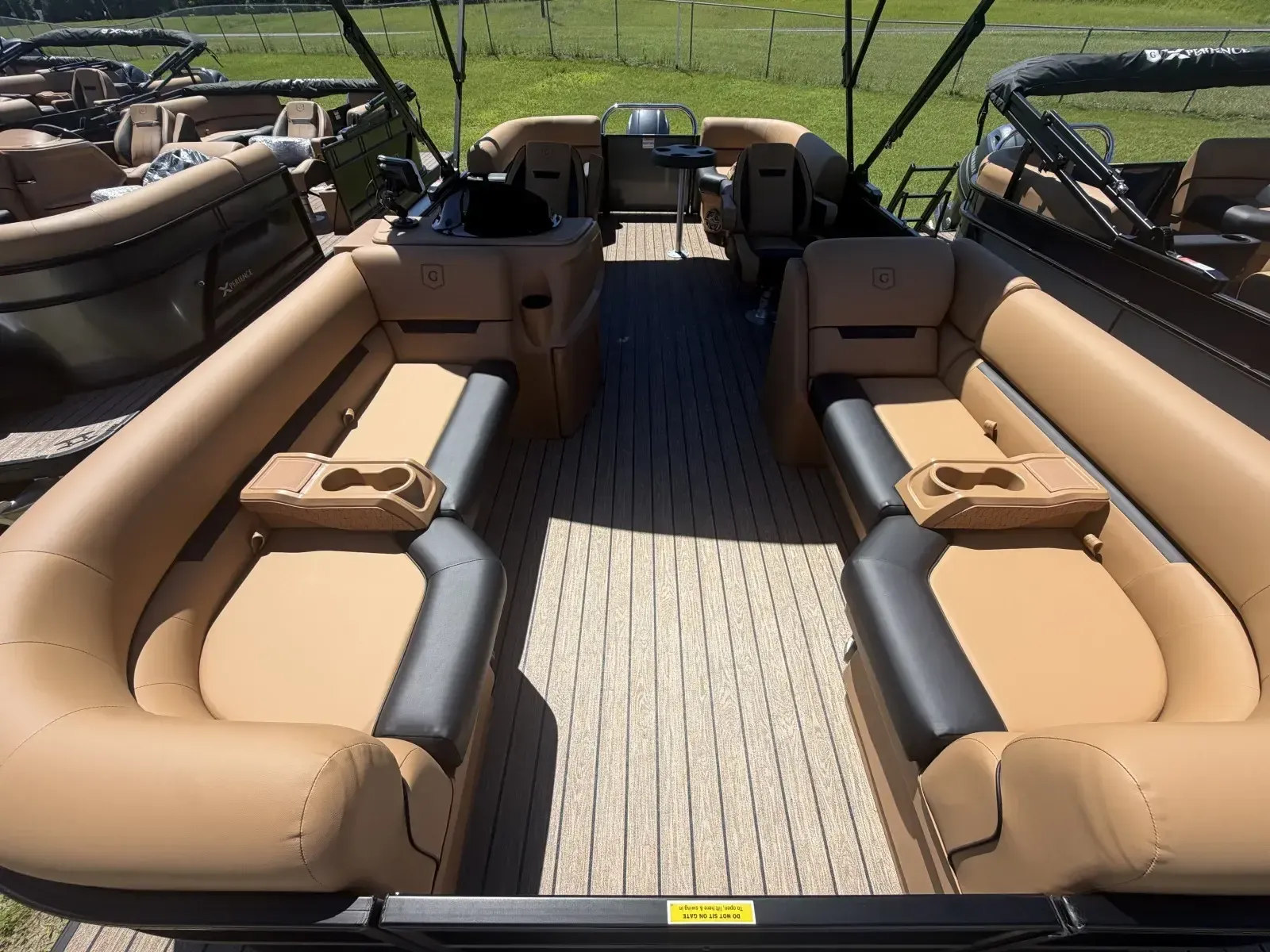 2027 GODFREY XPERIENCE 2286 SBX 115HP BUNK TRAILER