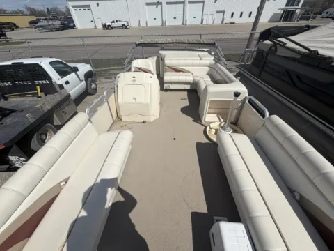 2005 GODFREY 220 50HP TRAILER