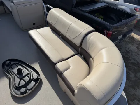Another view of 2018 SUNTRACKER PARTY BARGE 20 DLX 90HP BUNK TRAILER for sale in Detroit Lakes, MN at McLaughlin's RV & Marine - Detroit Lakes