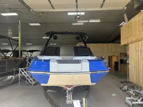 More photos of 2016 MOOMBA HELIX 340HRS at McLaughlin's RV & Marine - Detroit Lakes, MN