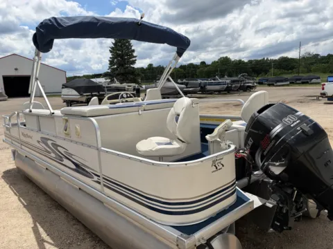 More photos of 2002 MISTY HARBOR 20 FISH 60HP fishing 20ft,60 hp suzuki, no trailer, cover at McLaughlin's RV & Marine - Detroit Lakes, MN