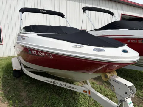 More photos of 2007 SEA RAY SPORT 185 3.0L at McLaughlin's RV & Marine - Detroit Lakes, MN