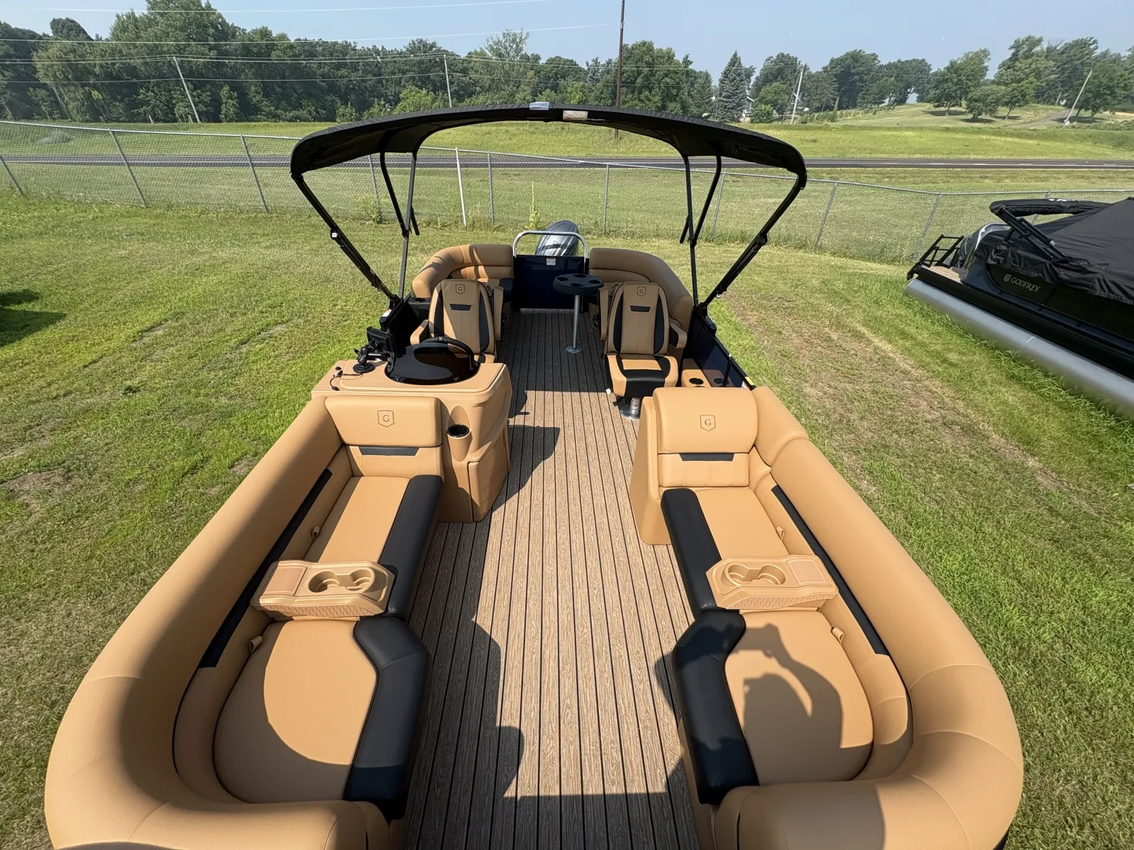 2027 GODFREY XPERIENCE 2286 SBX 150HP BUNK TRAILER