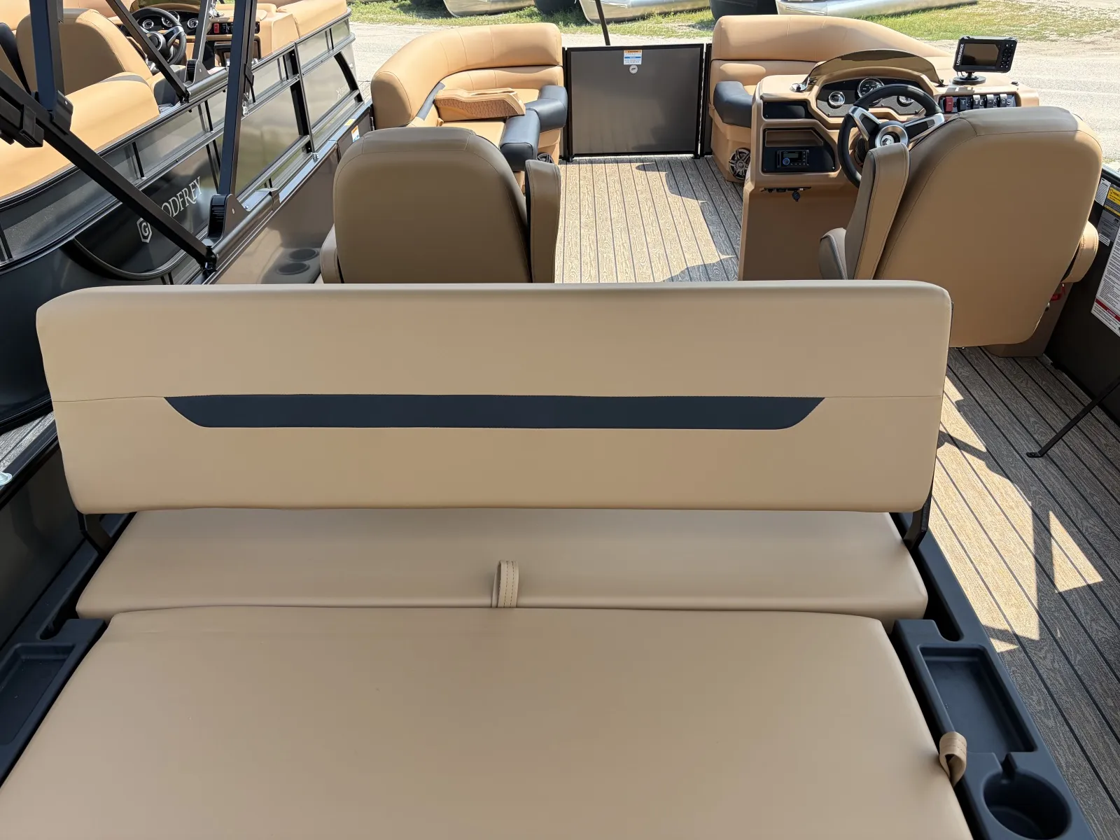 Unknown 2027 GODFREY XPERIENCE 2286 SFLX 150HP BUNK TRAILER for sale in Detroit Lakes, MN