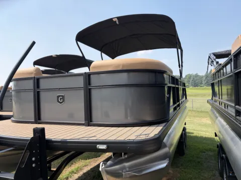 More photos of 2027 GODFREY XPERIENCE 2286 SFLX 150HP BUNK TRAILER at McLaughlin's RV & Marine - Detroit Lakes, MN