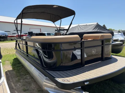 More photos of 2027 GODFREY XPERIENCE 2286 SFLX 150HP BUNK TRAILER at McLaughlin's RV & Marine - Detroit Lakes, MN